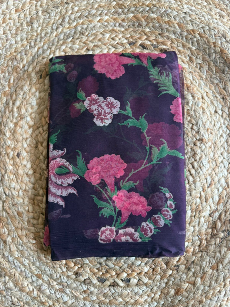 Image of Semi Chiffon Floral Print Saree