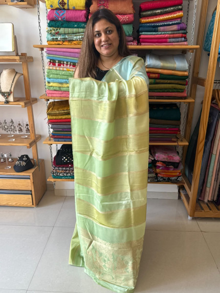 Ombre Banarsi Saree