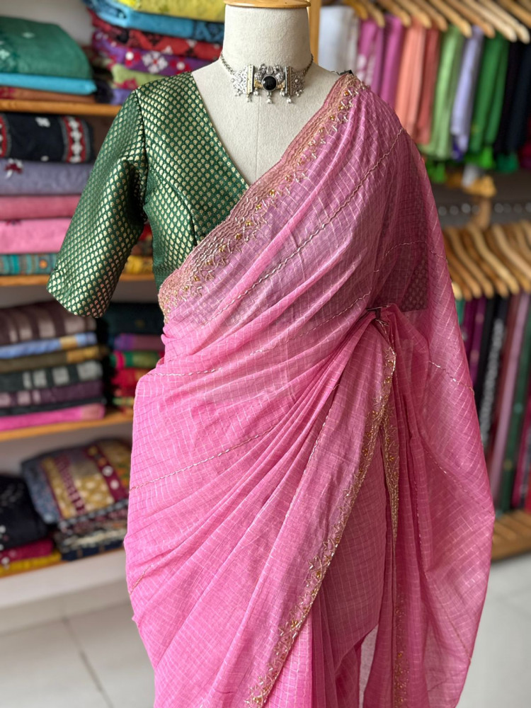 Image of Zari Checks Cotton Saree with Cutdana Work