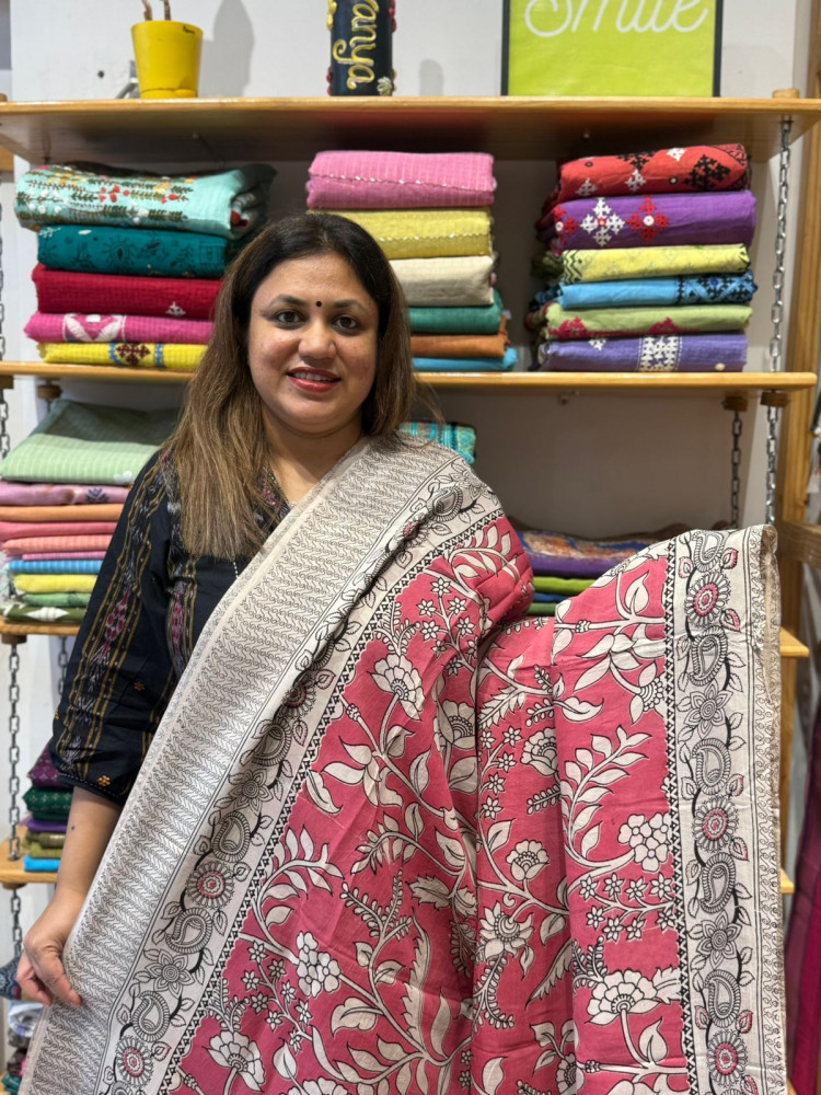 Image of Chenuri Silk Kalamkari Print Saree