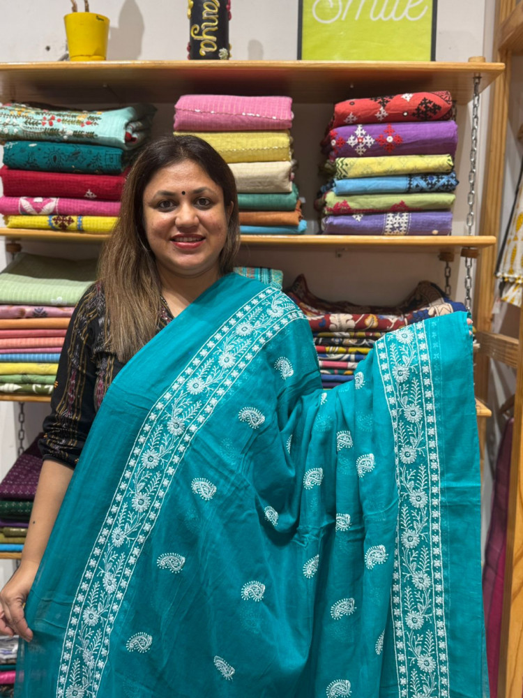 Image of Mul Cotton Chikankari Saree