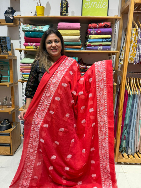 Mul Cotton Chikankari Saree