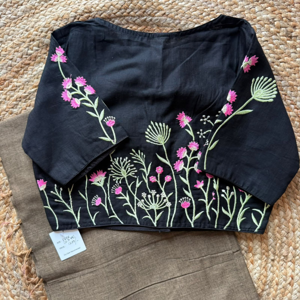 Cotton saree with machine embroidered  Blouse