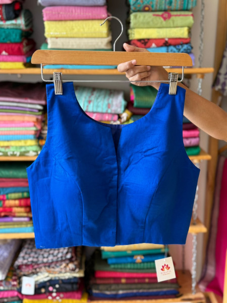 Front Hook Blouse Blue | Sleeves attached inside