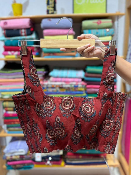 Size 34-REVERSIBLE  Padded Stretchable Blouse