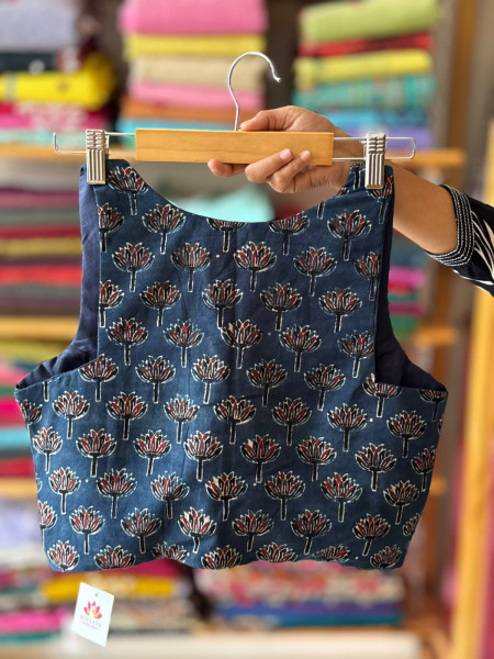 Handblock printed Sleeveless Padded Blouse - FREE SIZE