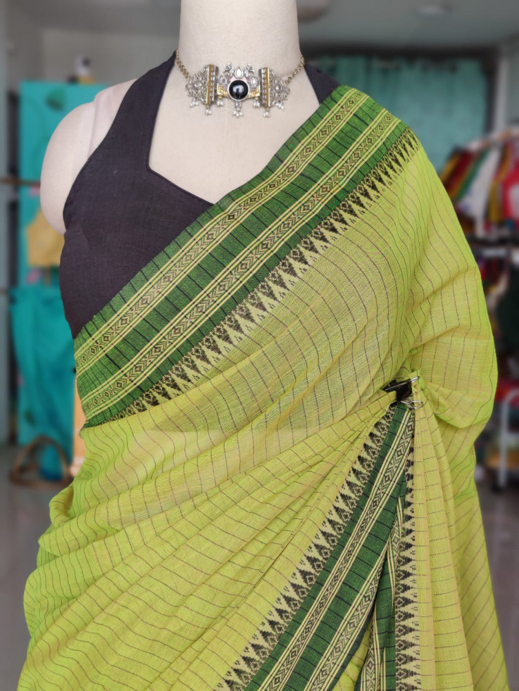 Image of Handloom Cotton Saree