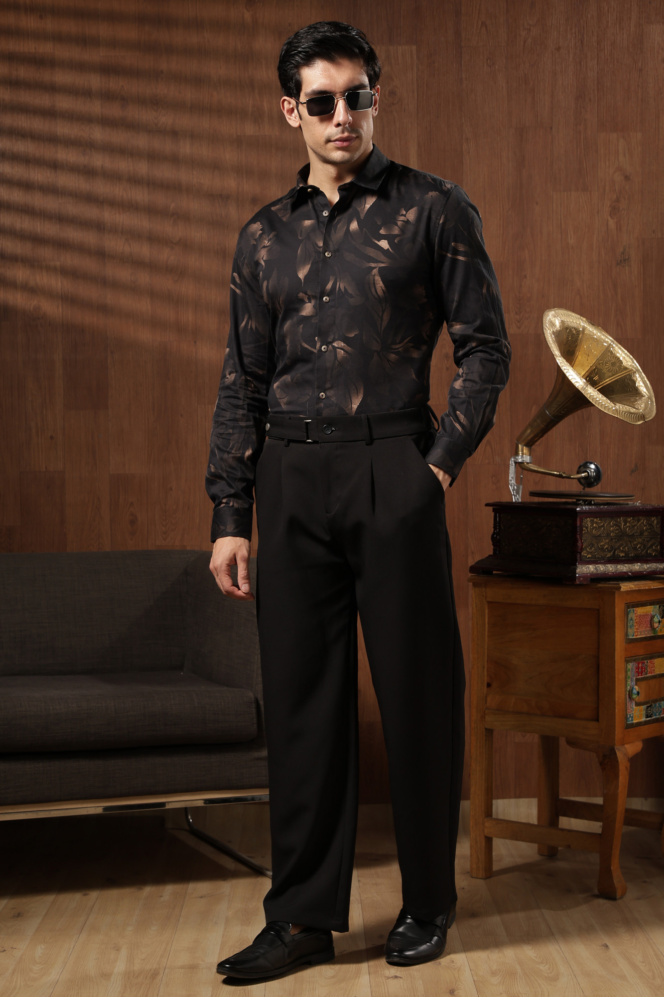 The 60s Satin Floral Shirt Black with Gold