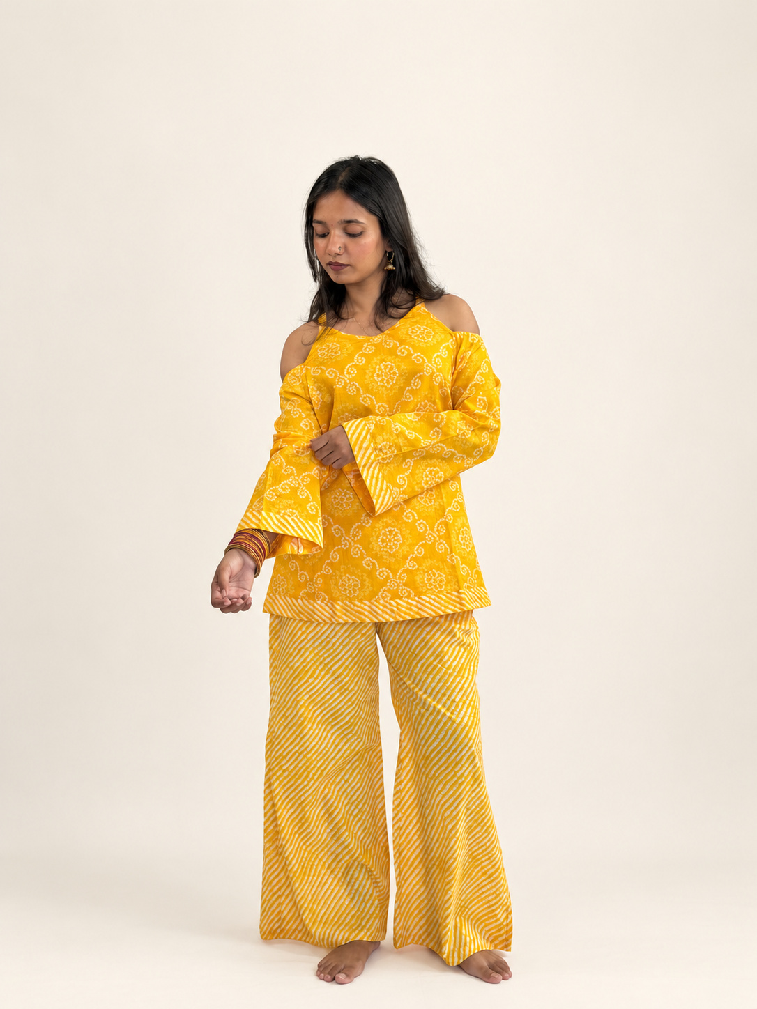Yellow bell bottom set