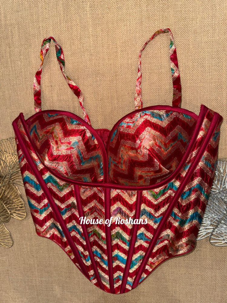 Image of Zigzag Print Strappy Long Corset