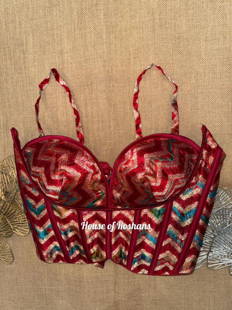 Image of Red Zigzag Print Strappy Short Corset