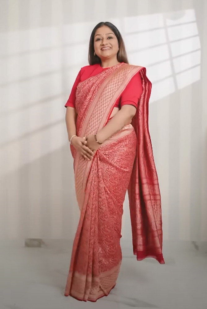 Dolly Jain’s Easy Guide to Shoulder Pleating