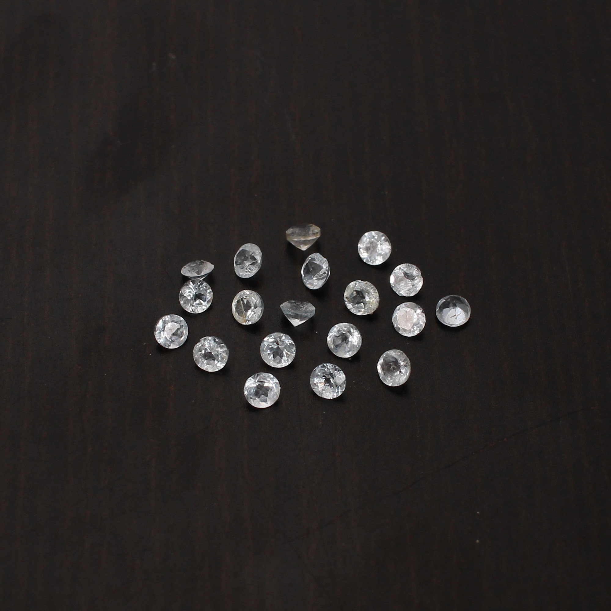 Natural Aquamarine 180mm Round Cut 0805cts