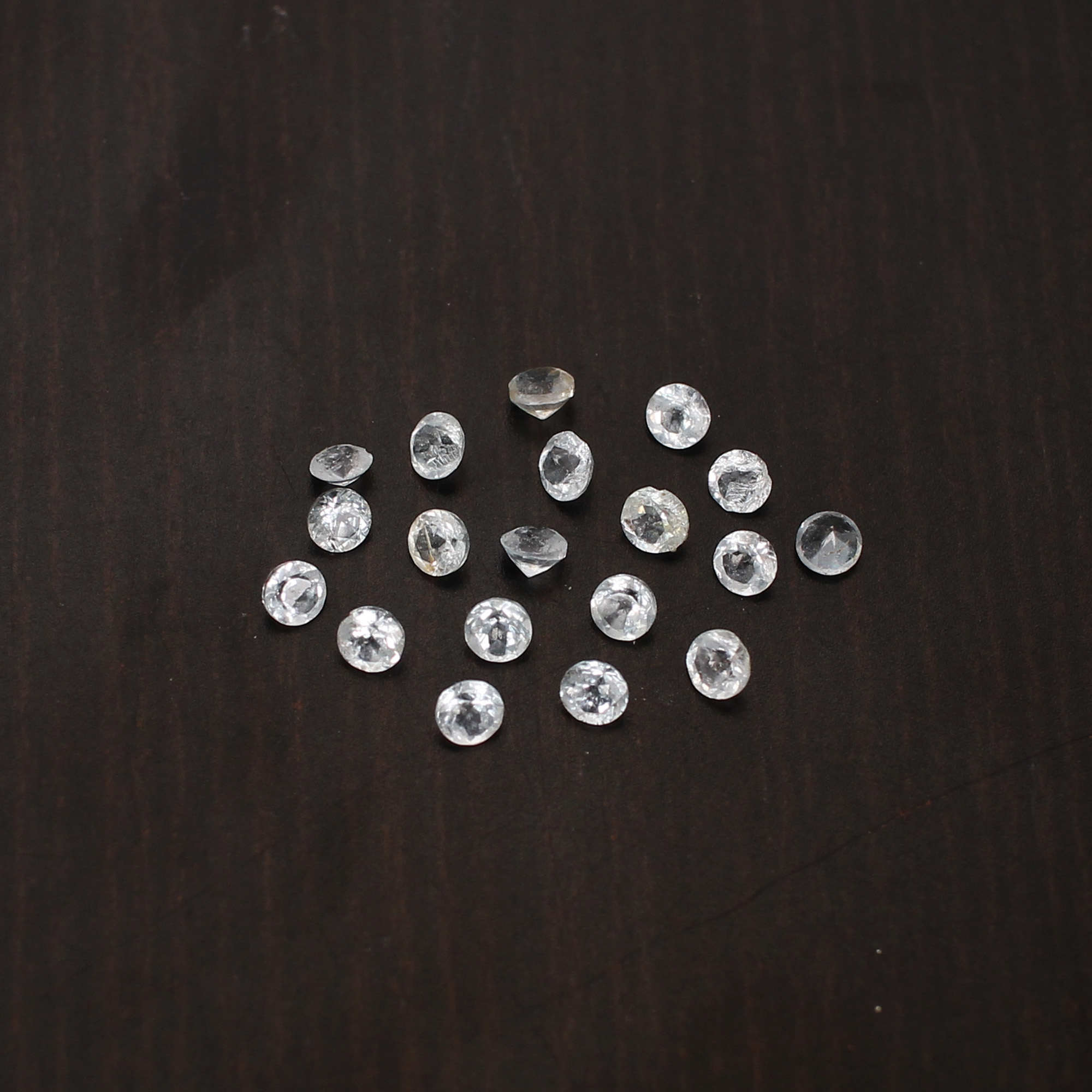 Natural Aquamarine 180mm Round Cut 0805cts