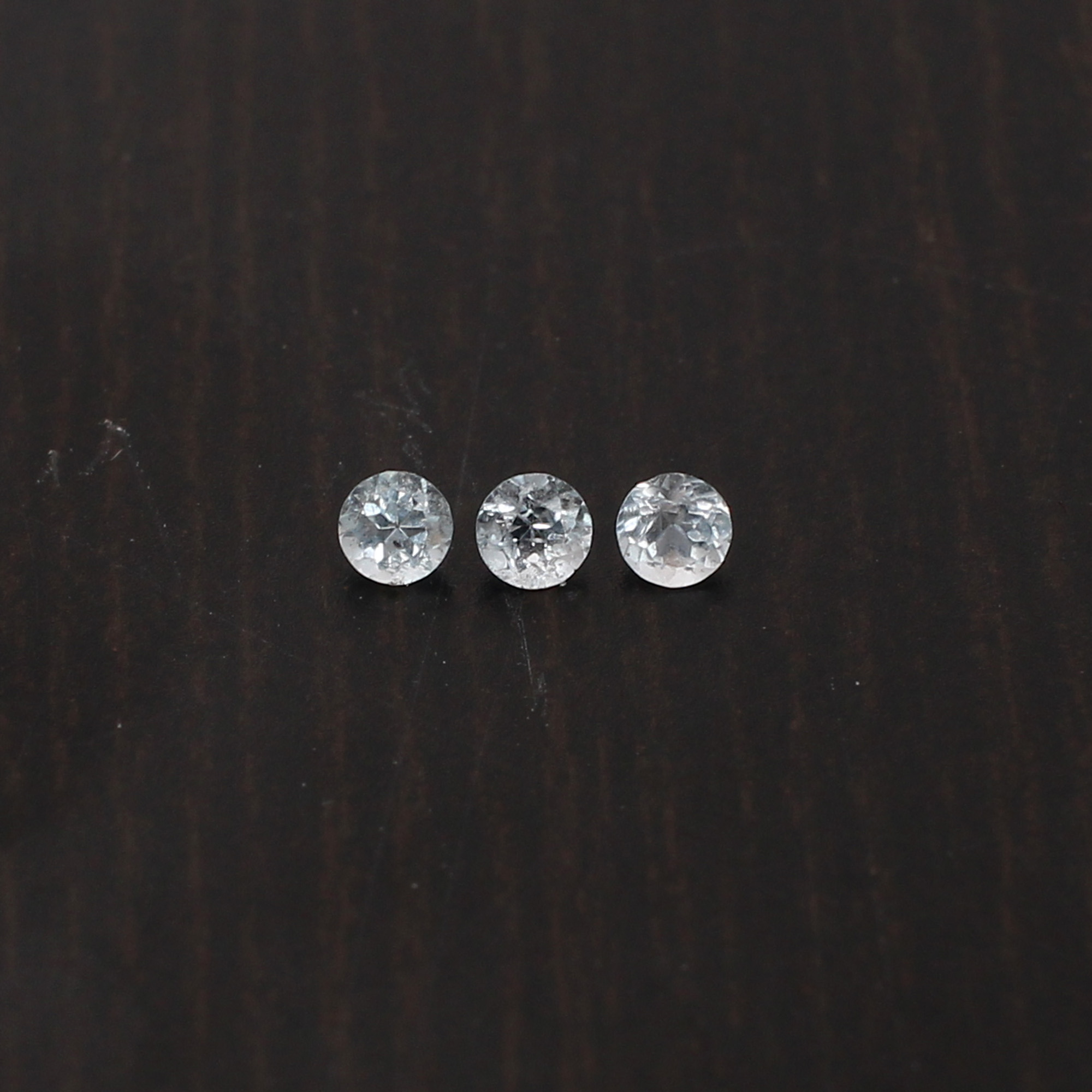 Natural Aquamarine 180mm Round Cut 0805cts