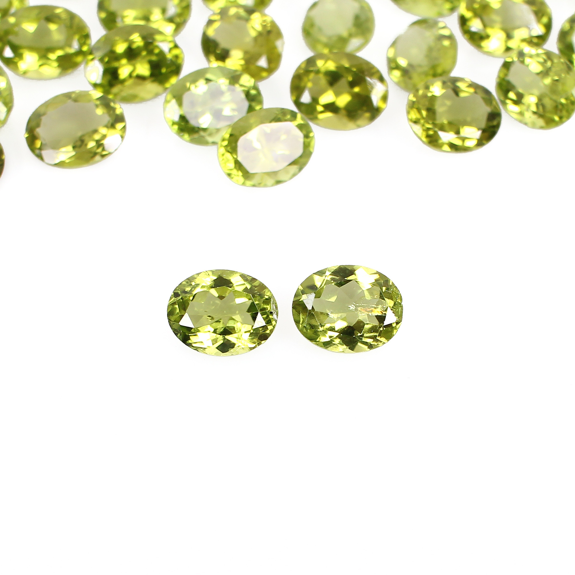 Customizable Size 211 Cts Polished 9x7mm Oval Cut Natural Peridot Crystal Loose Gemstone for Jewelry Necklace Making