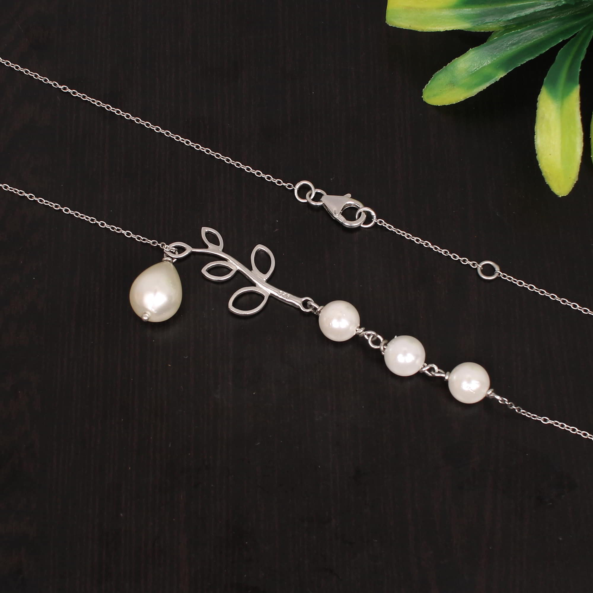 Leaf Design Pearl Necklace Silver Necklace Jewelry