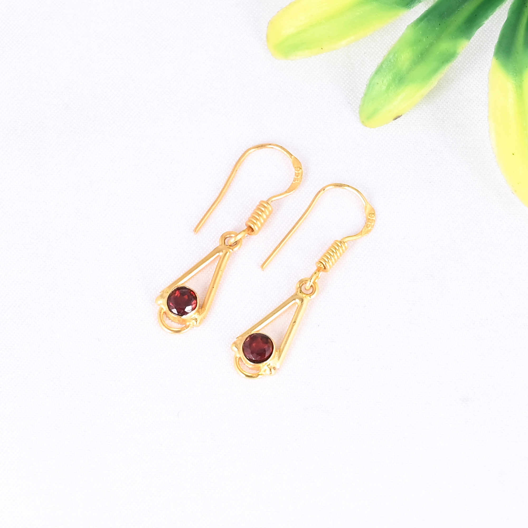 Natural Garnet Gemstone 925 Sterling Silver Minimalist Drop Gold Plated Earring for Women