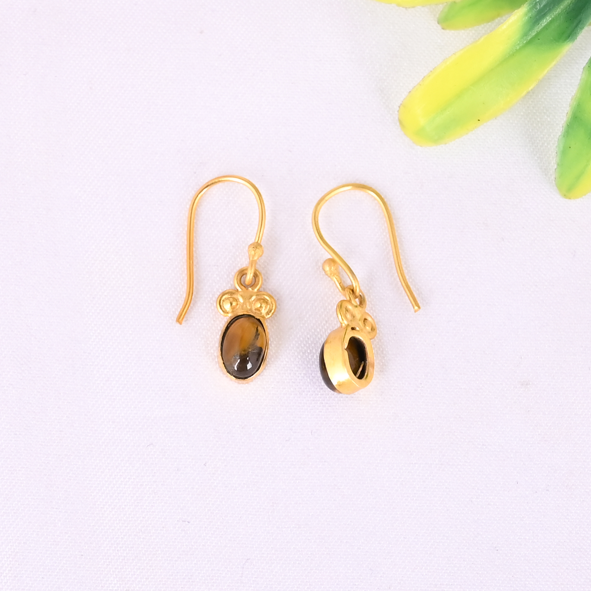 Natural Tiger Eye Gemstone 925 Sterling Silver Stylish Minimalist Gold Plated Drop Earrings