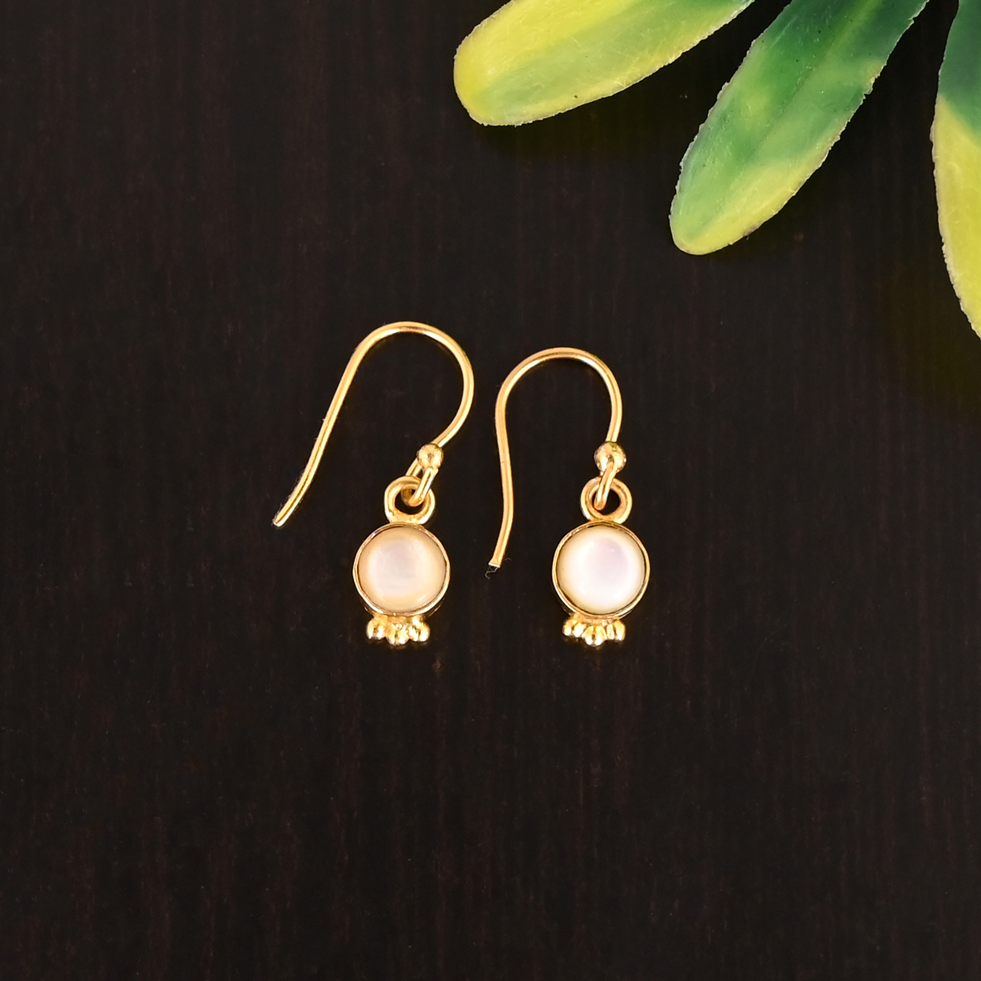 Natural Mother of Pearl 925 Sterling Silver Stylish Minimalist Gold Plated Drop Earring for Women