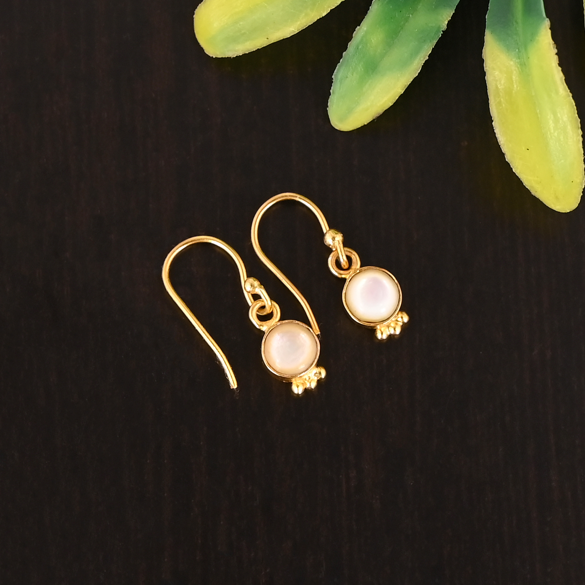 Natural Mother of Pearl 925 Sterling Silver Stylish Minimalist Gold Plated Drop Earring for Women