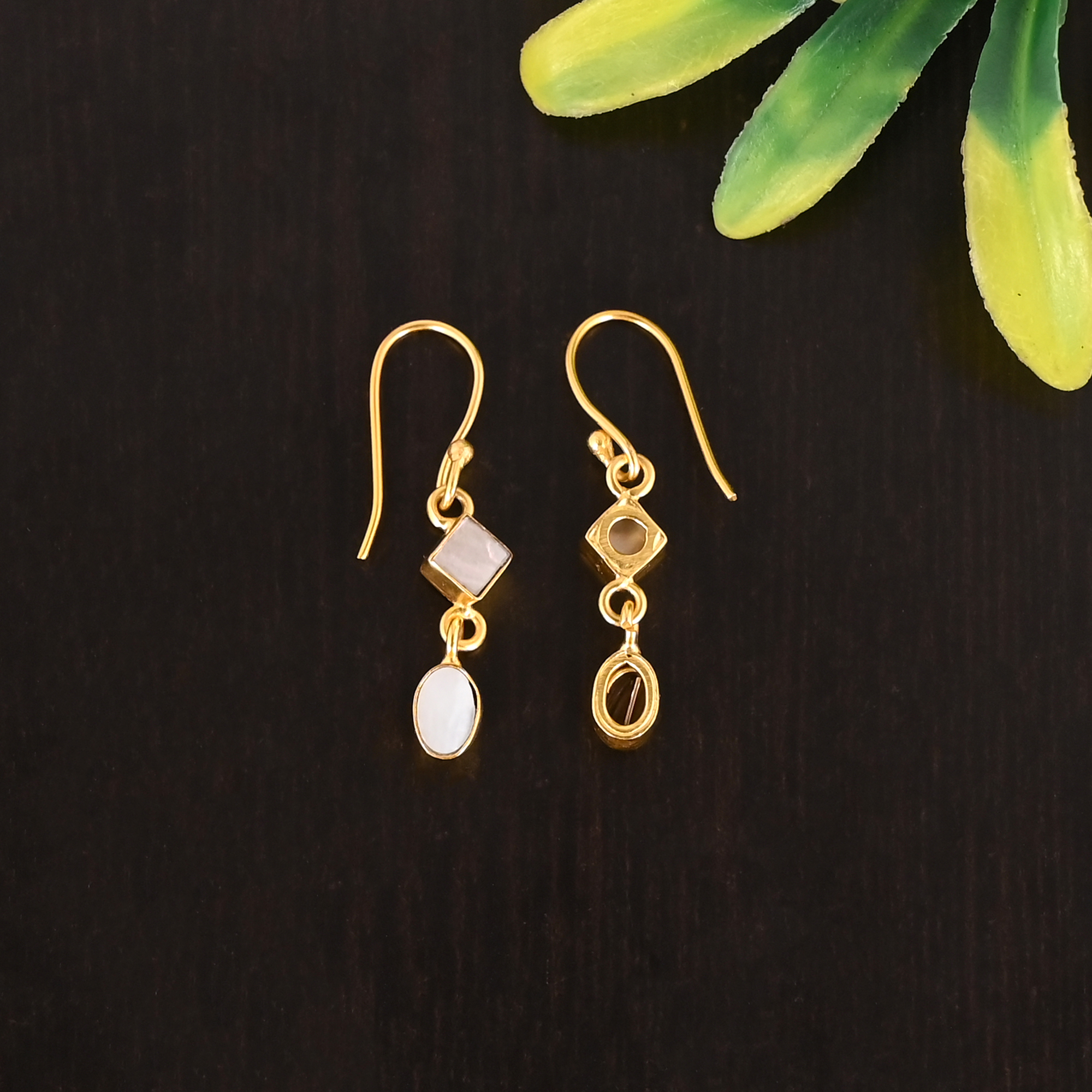 925 Sterling Silver Mother of Pearl Gemstone Minimalist Gold Plated Earrings for Women
