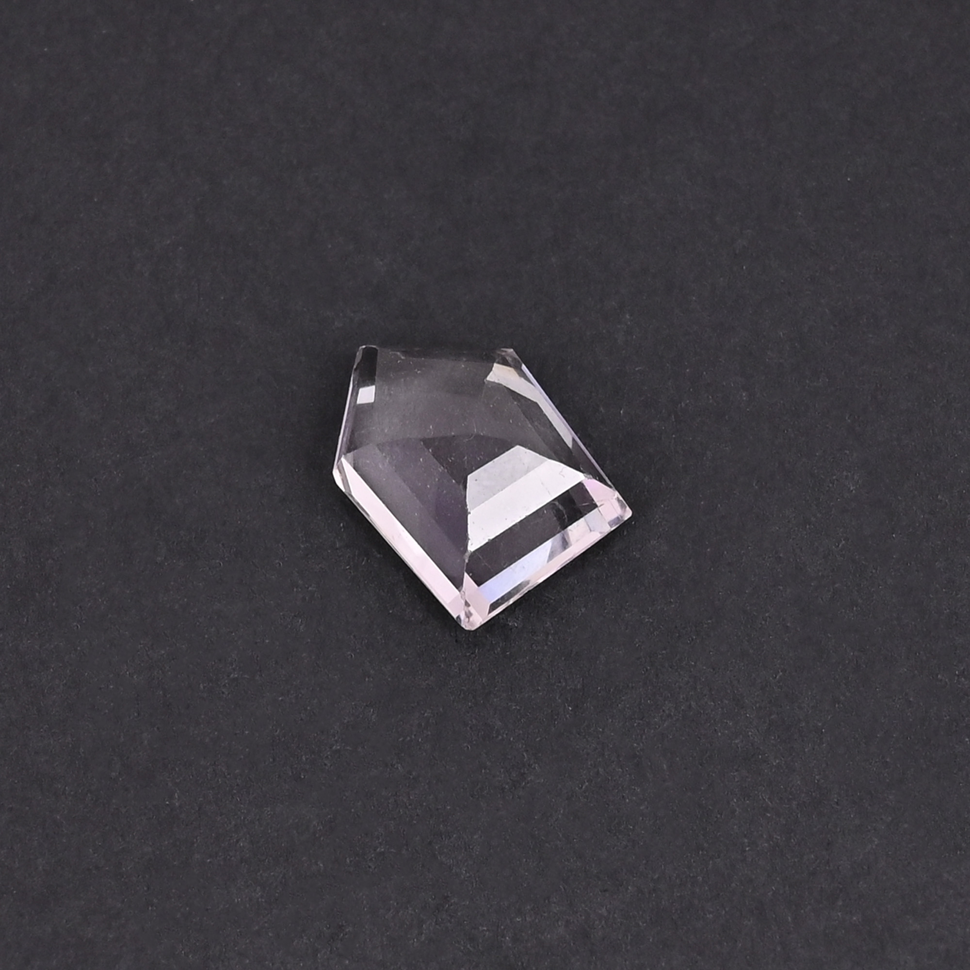 Natural Crystal Loose Gemstone 106 Carat Irregular 17x12 mm Flat-back Faceted for Jewelry Making  1 Pcs