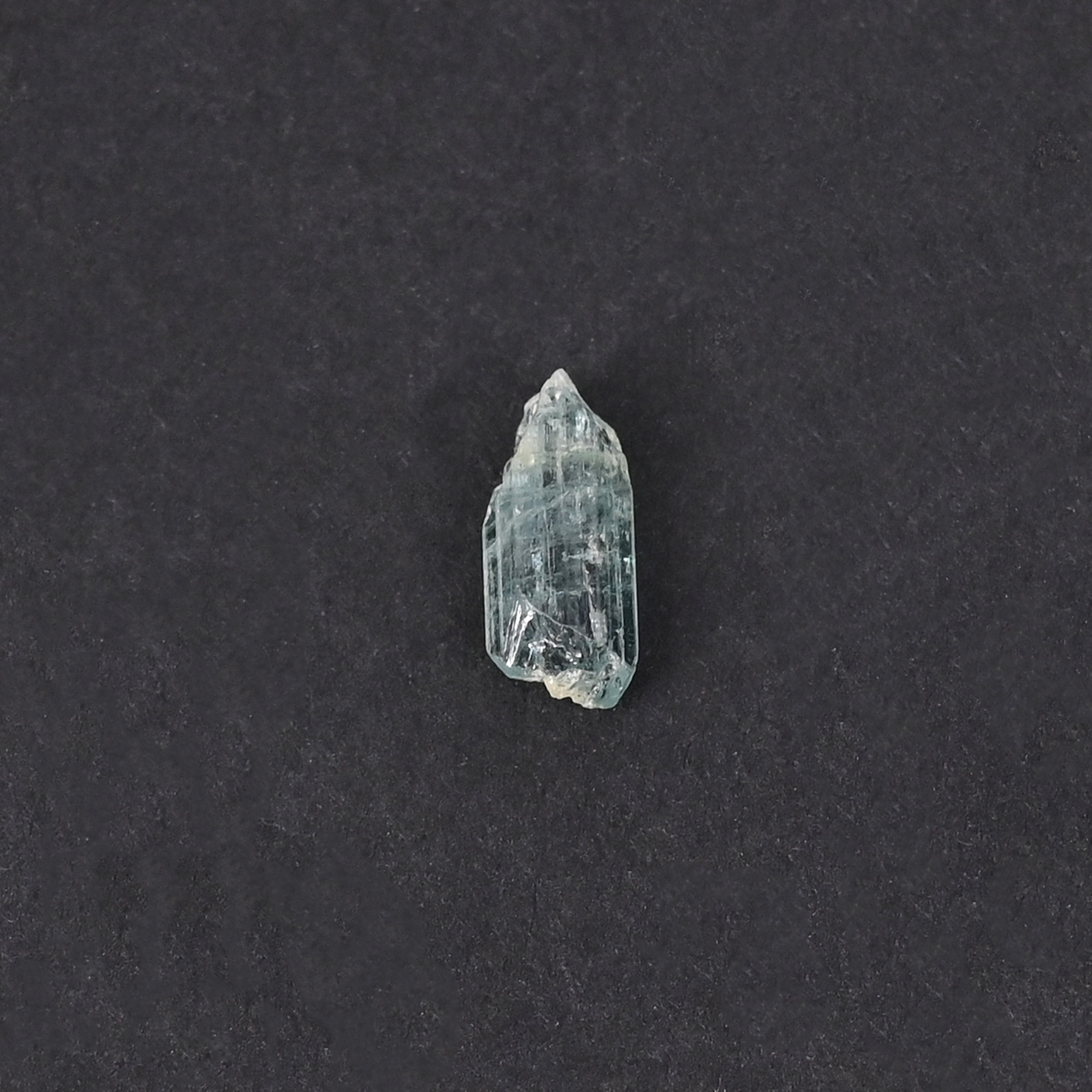 Natural Aquamarine Loose Gemstone 1279 Carat Mix Size mm Flat-back Raw Stone for Jewelry Making 1 Lot