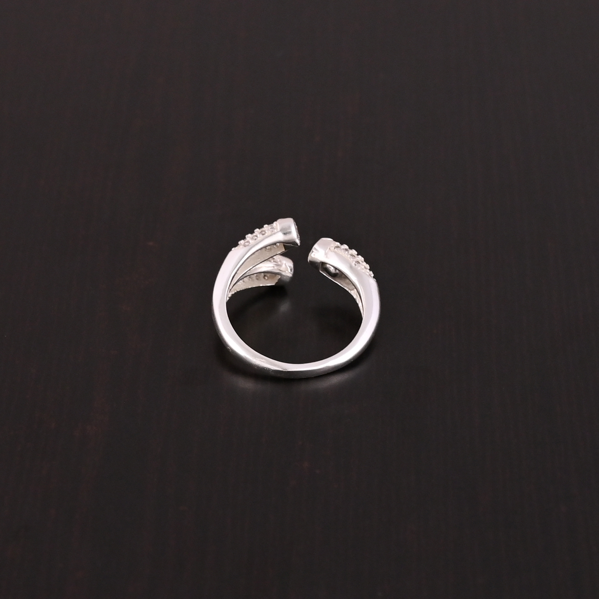 Cubic Zirconia Gemstone Adjustable Stylish Ring 925 Sterling Silver