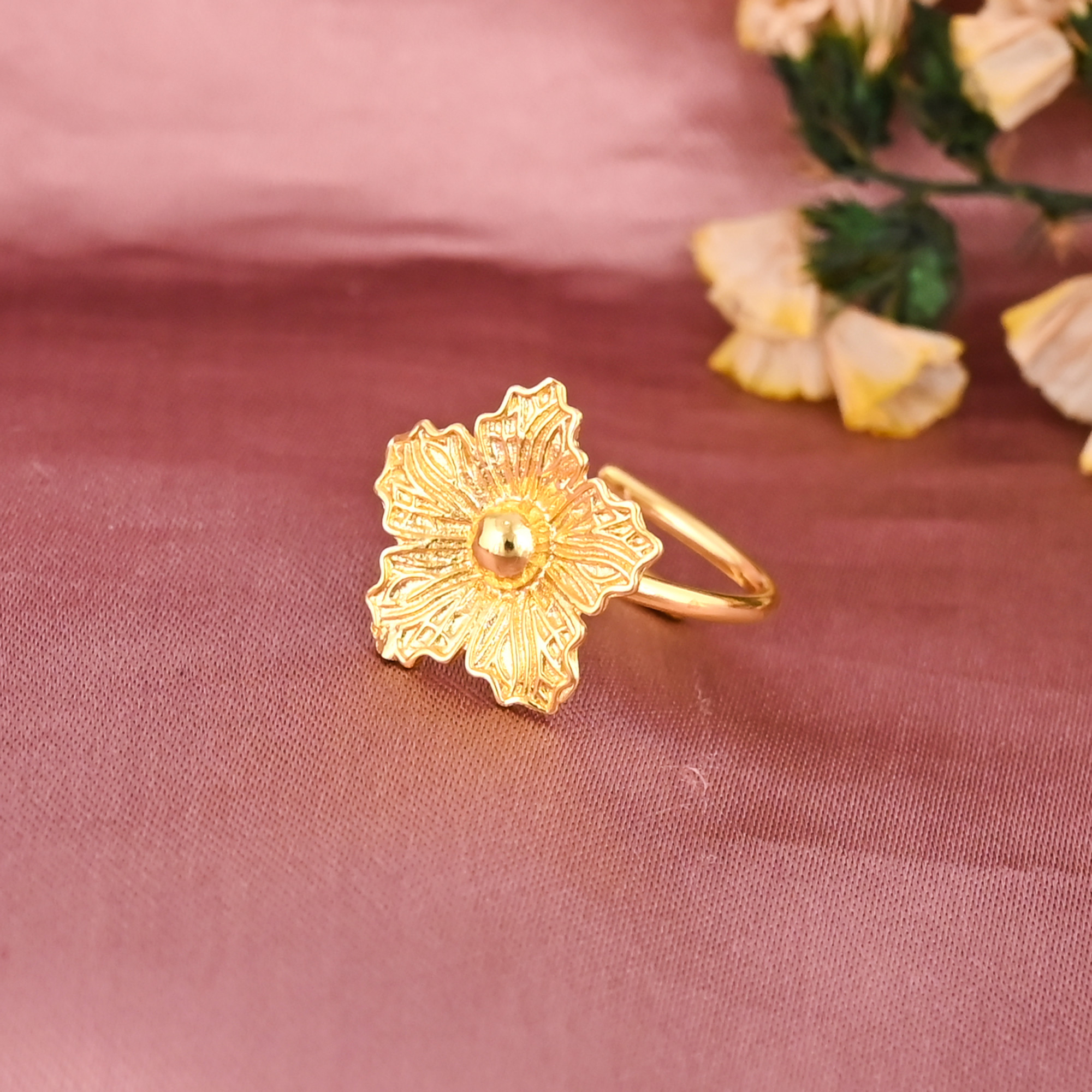 Gold Plated Brass Flower Adjustable Ring for Women Trendy Wedding Engagement Gift Fashion Jewelry Wholesale Lot 25 Pieces