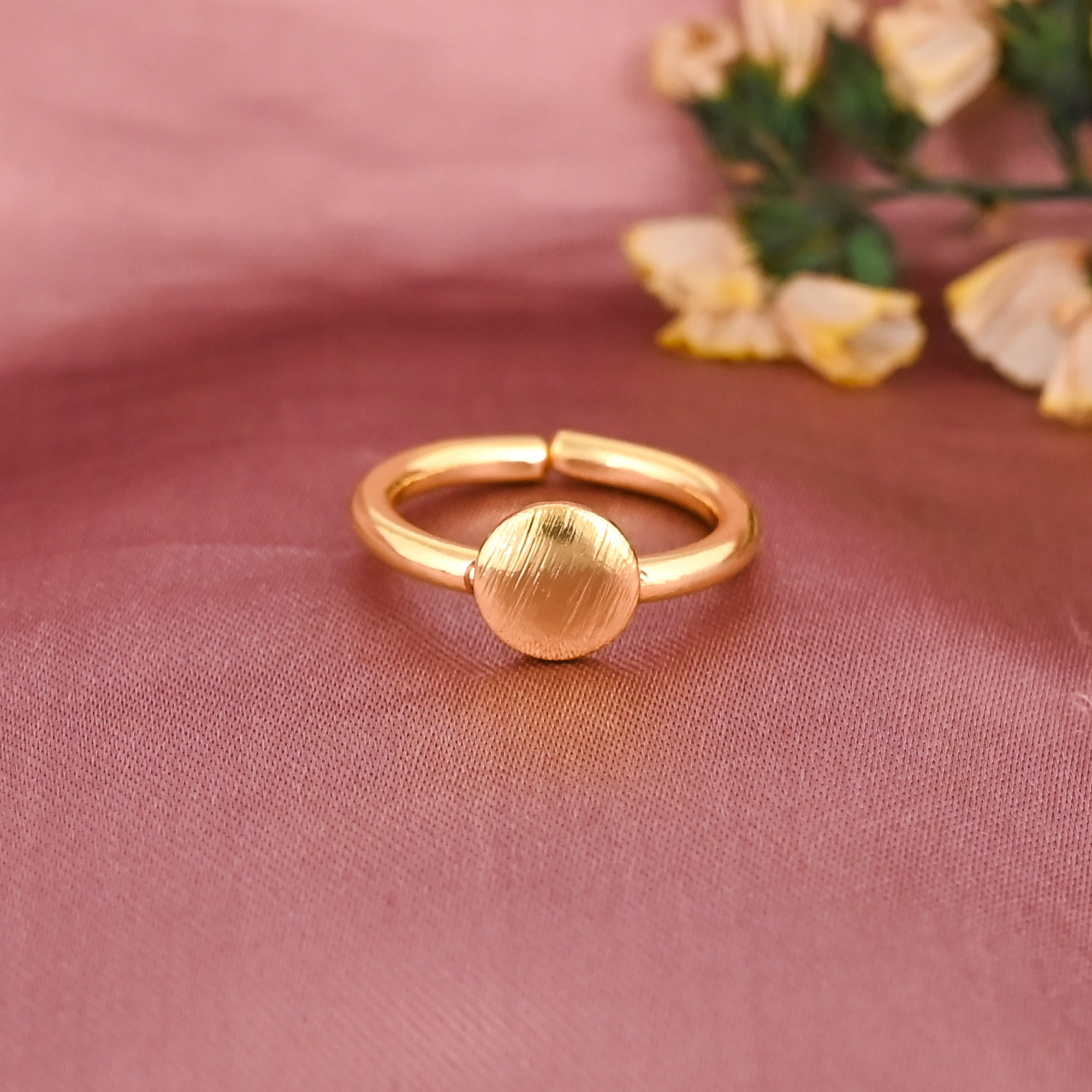 Minimalist Round Signet Gold Plated Brass Ring for Women Wholesale Lot 25 Pieces