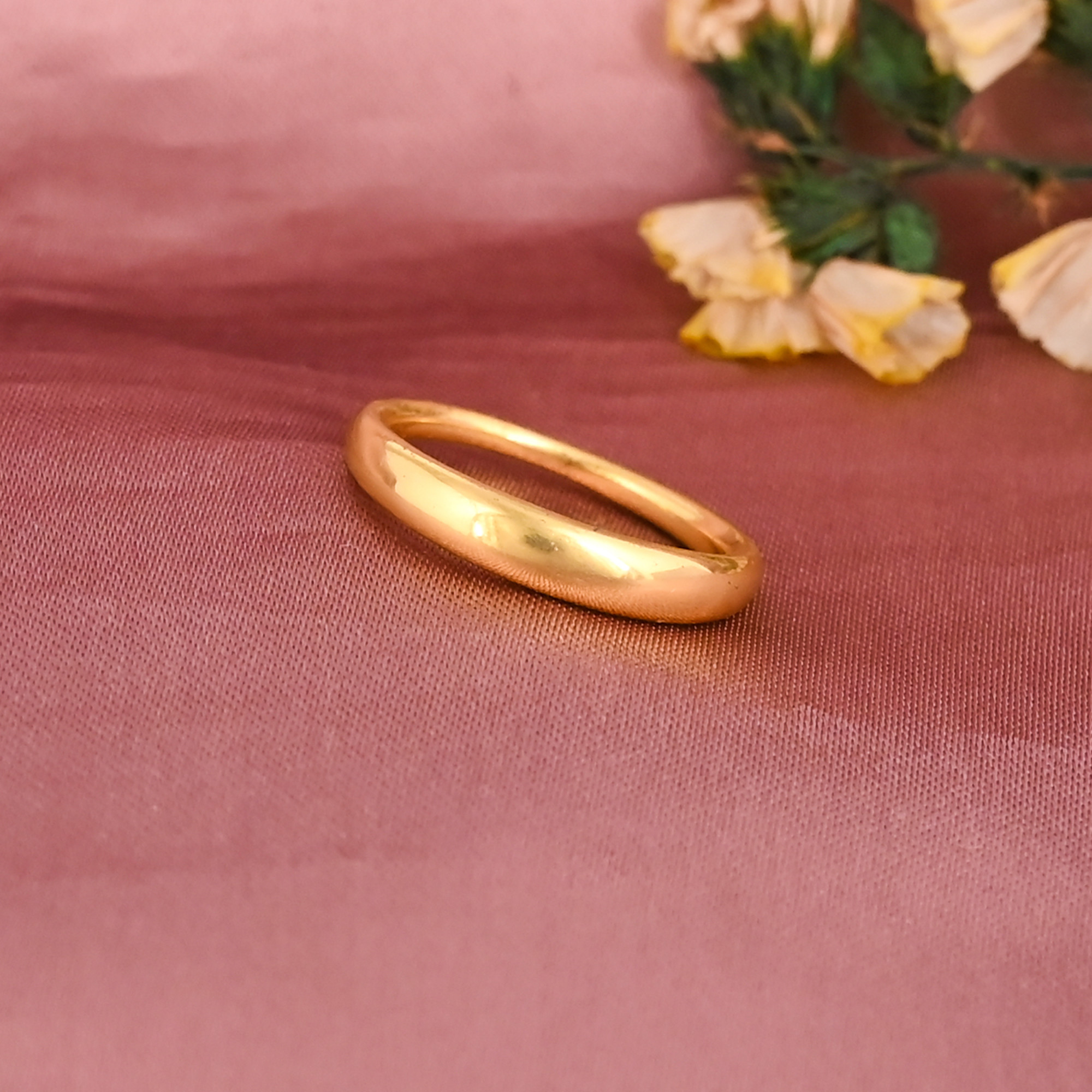 Classic Round Shape Gold Plated Brass Ring for Women Wholesale Lot 25 Pieces
