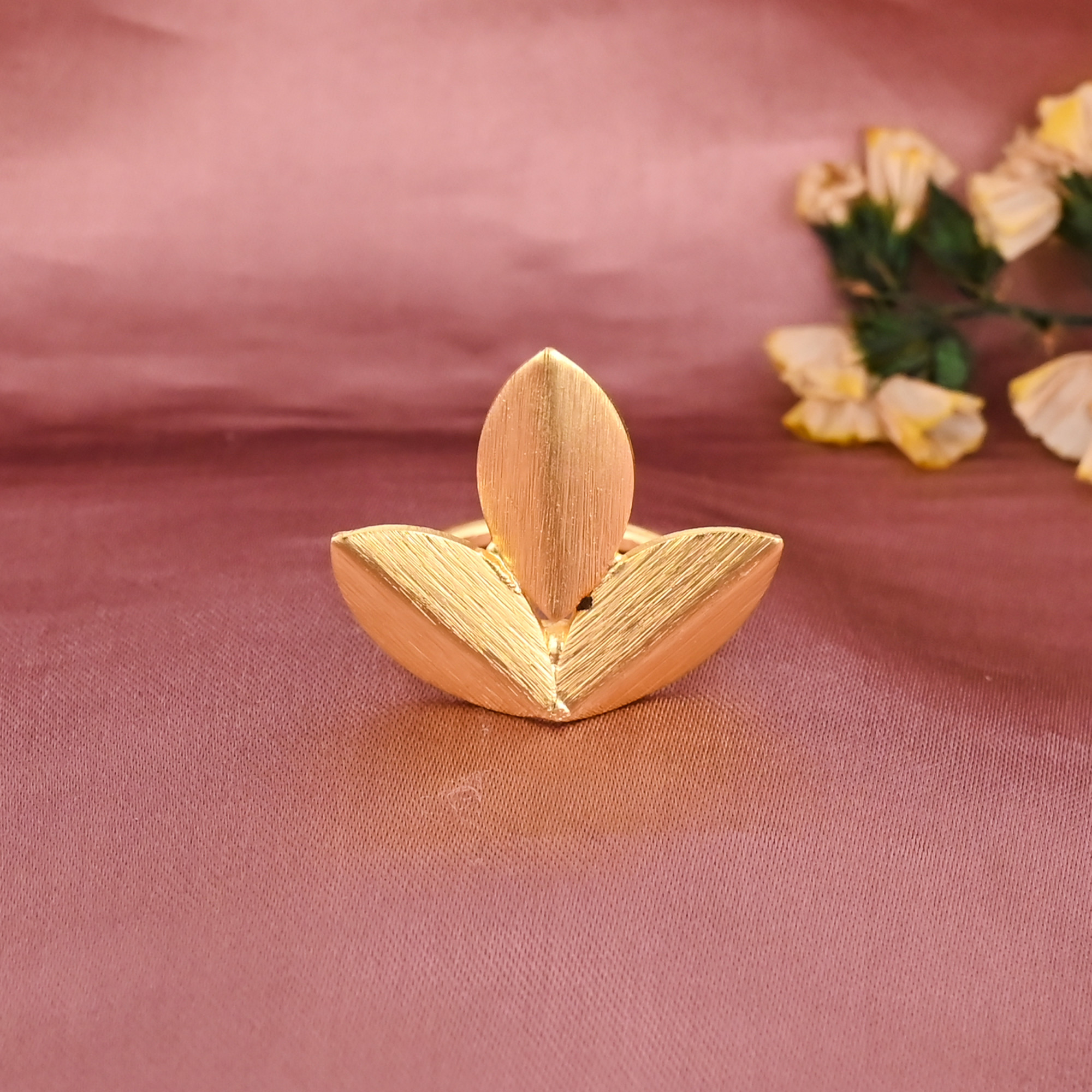 Designer Leaf Shape Gold Plated Brass Adjustable Fashion Ring for Women Wholesale Lot 25 Pieces