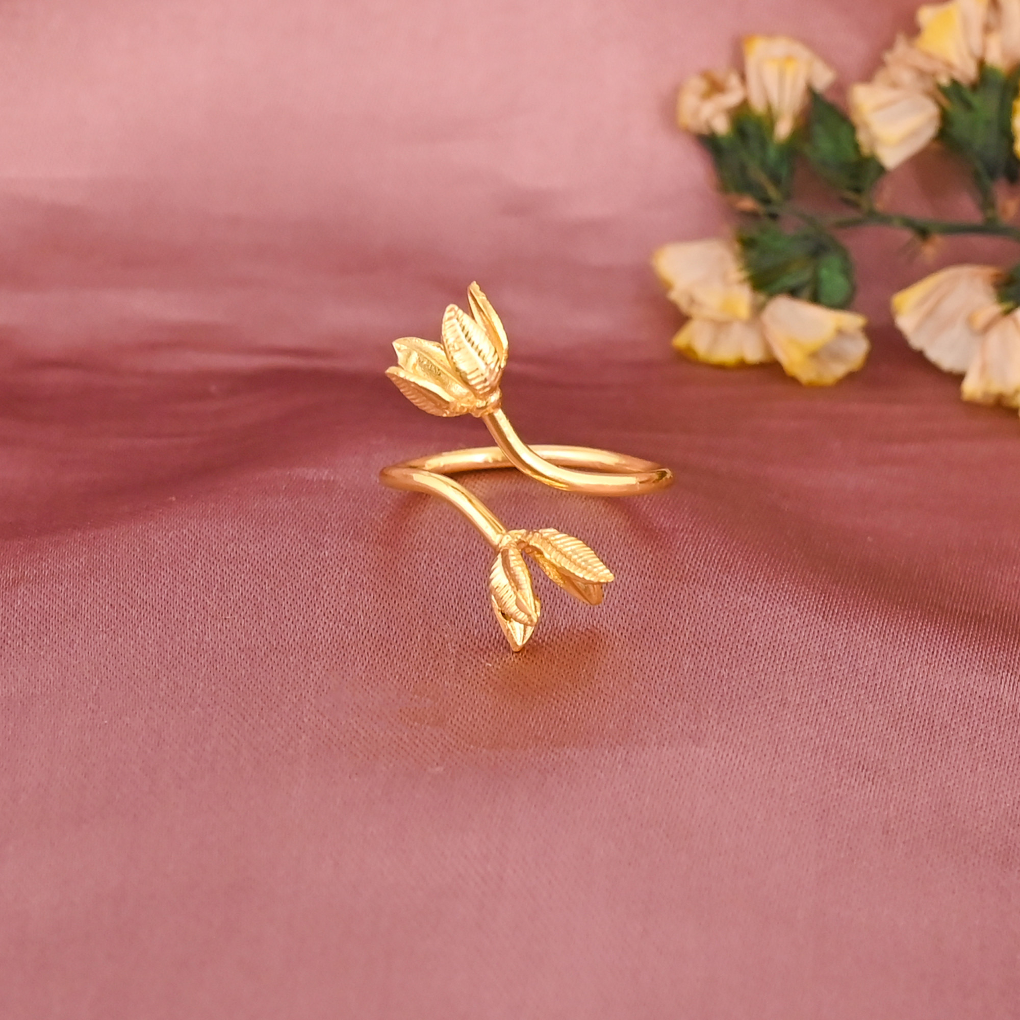 Elegant Lotus Flower Ring Brass Adjustable Statement Jewelry for Women Wholesale Lot 25 Pieces