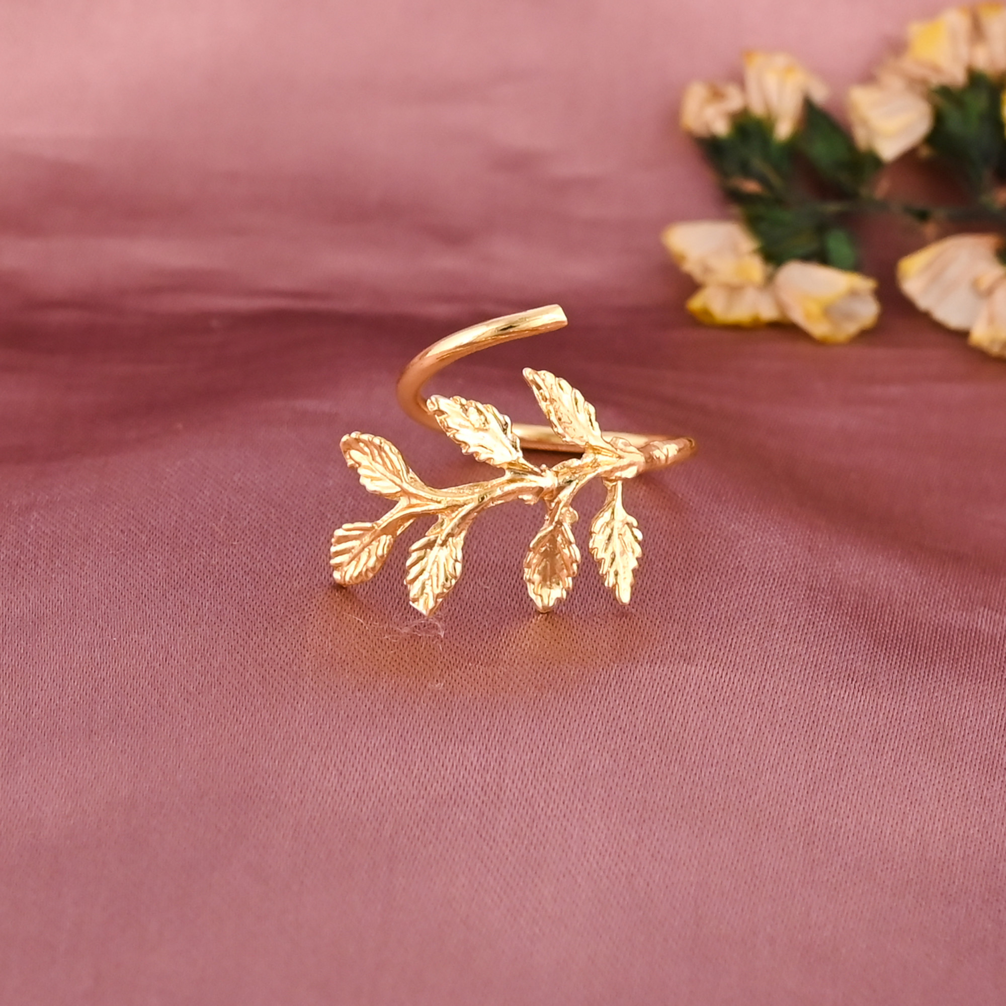 Designer Leaf Gold Plated Brass Adjustable Fashion Ring for Women Wholesale Lot 25 Pieces