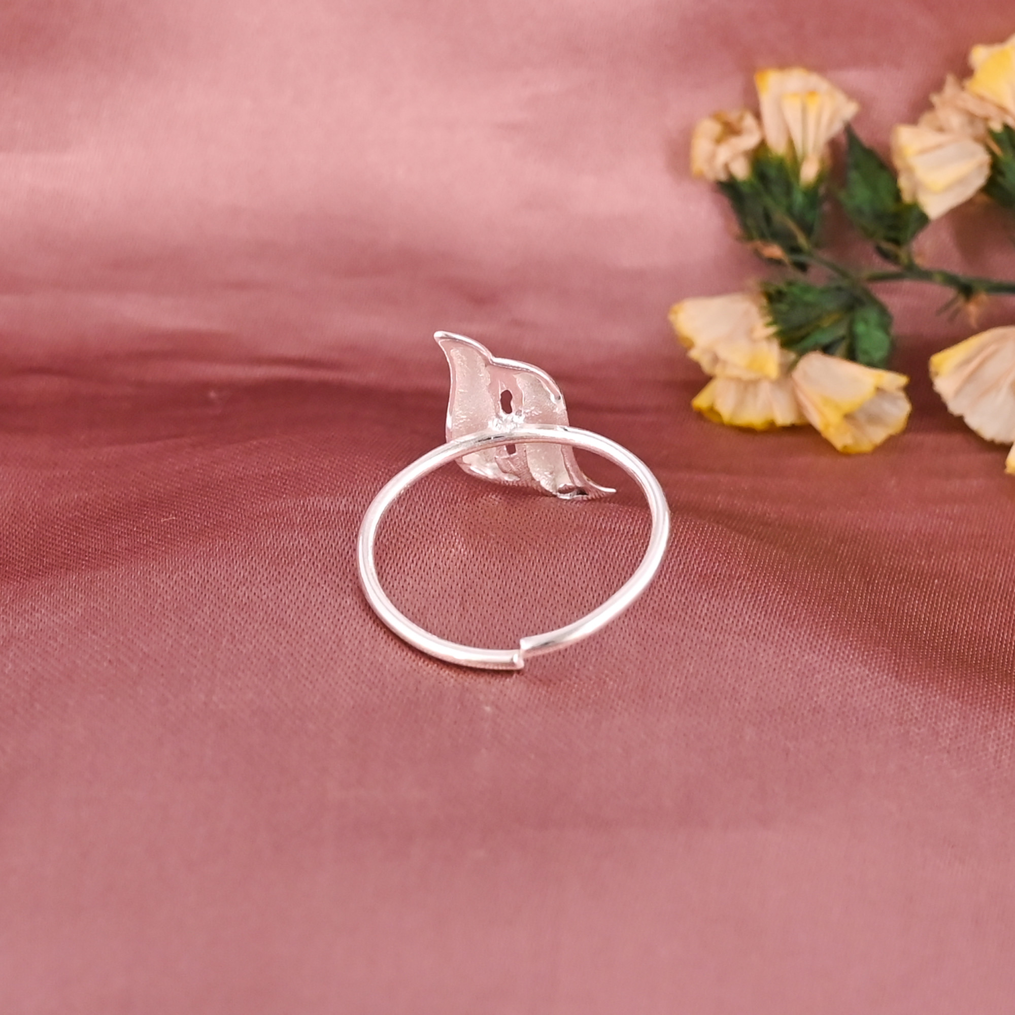 Lightweight Stylish Silver Plated Brass Adjustable Ring for Women Wholesale Lot 25 Pieces