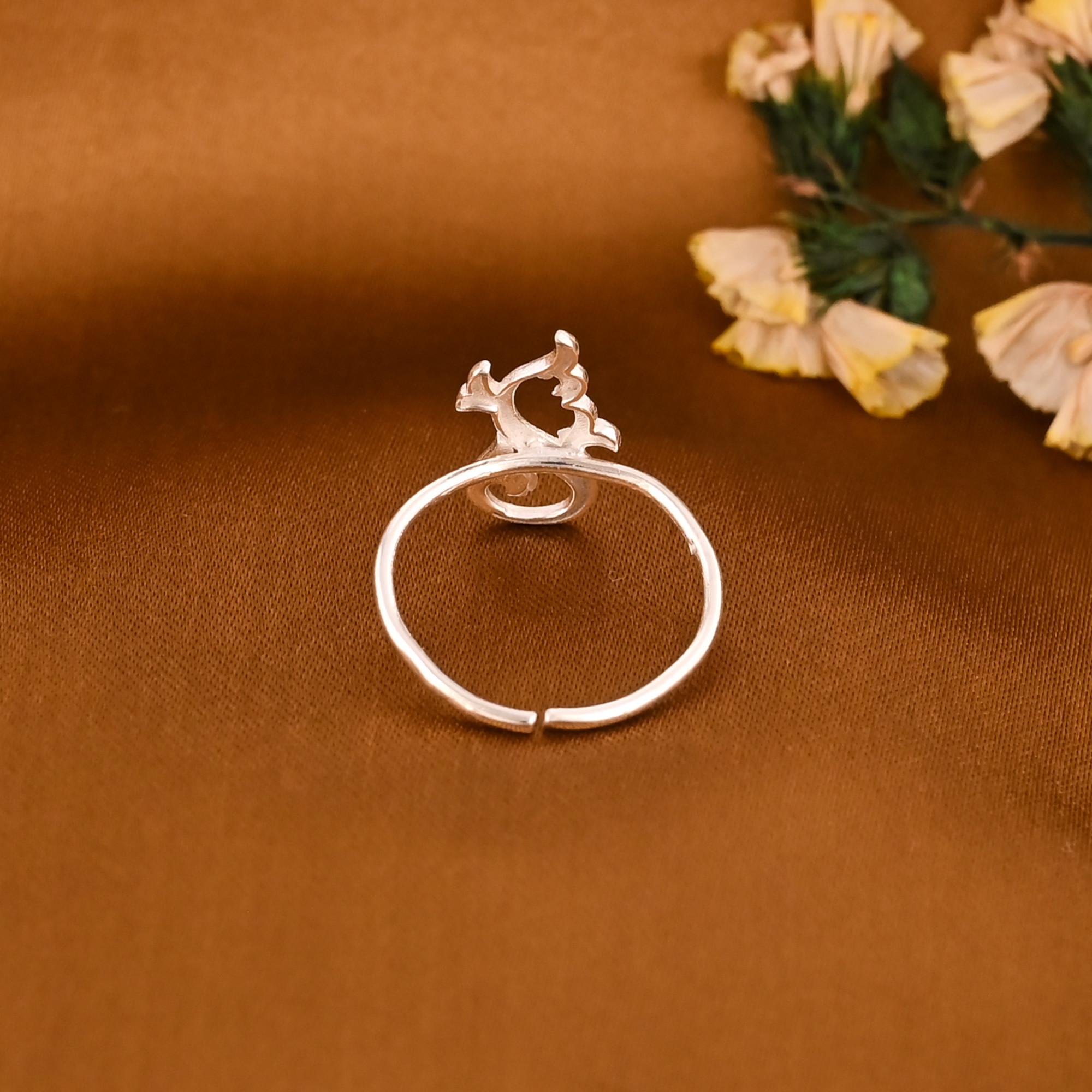 Lightweight Stylish Silver Plated Brass Adjustable Ring for Women Wholesale Lot 25 Pieces
