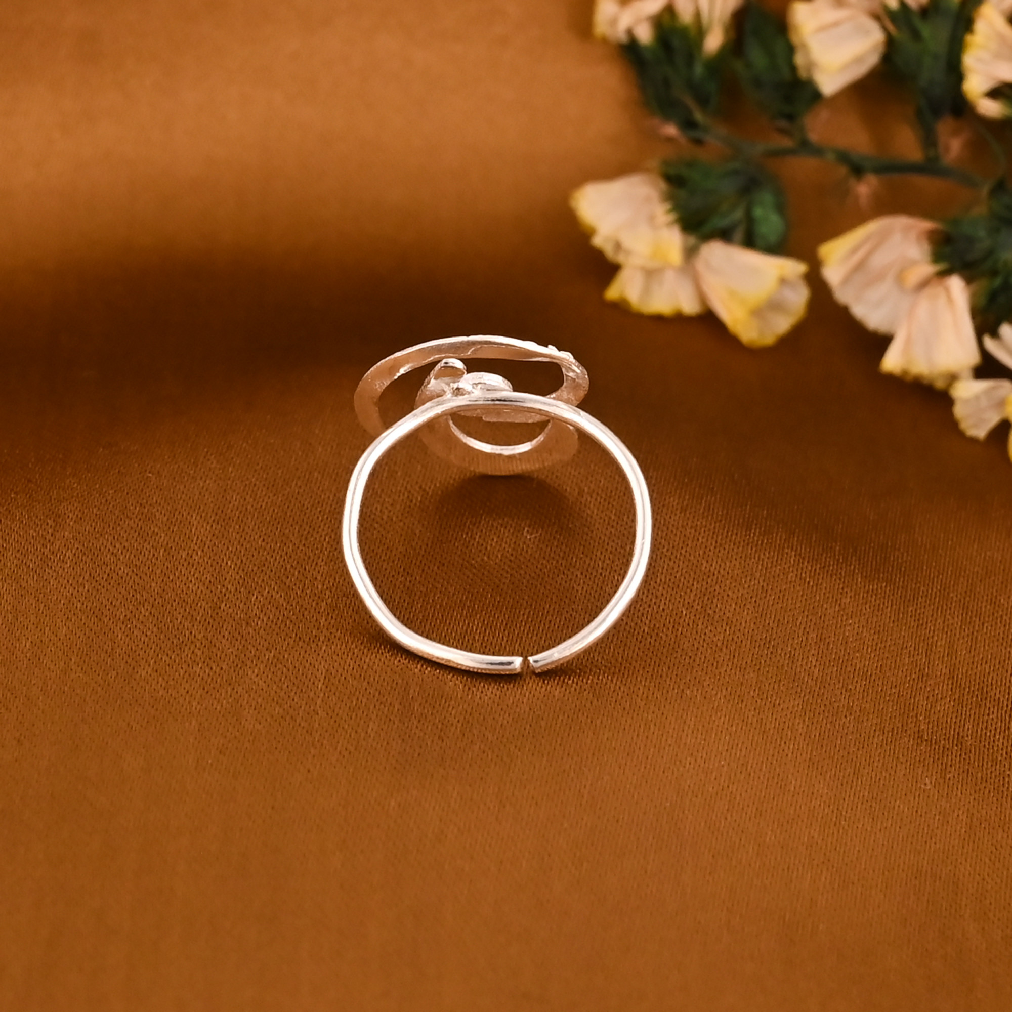 Lightweight Stylish Silver Plated Brass Adjustable Ring for Women Wholesale Lot 25 Pieces