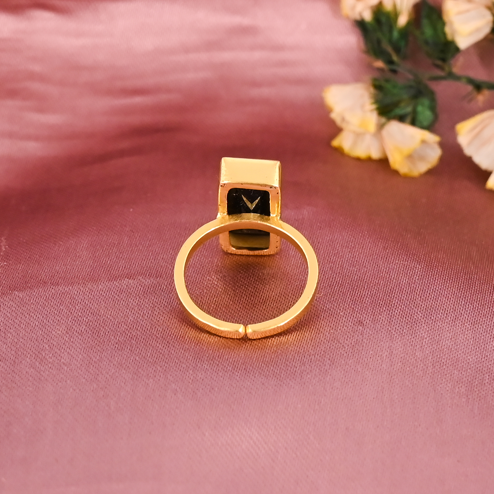 Elegant Natural Black Onyx Gemstone Gold Plated Adjustable Brass Ring for Women