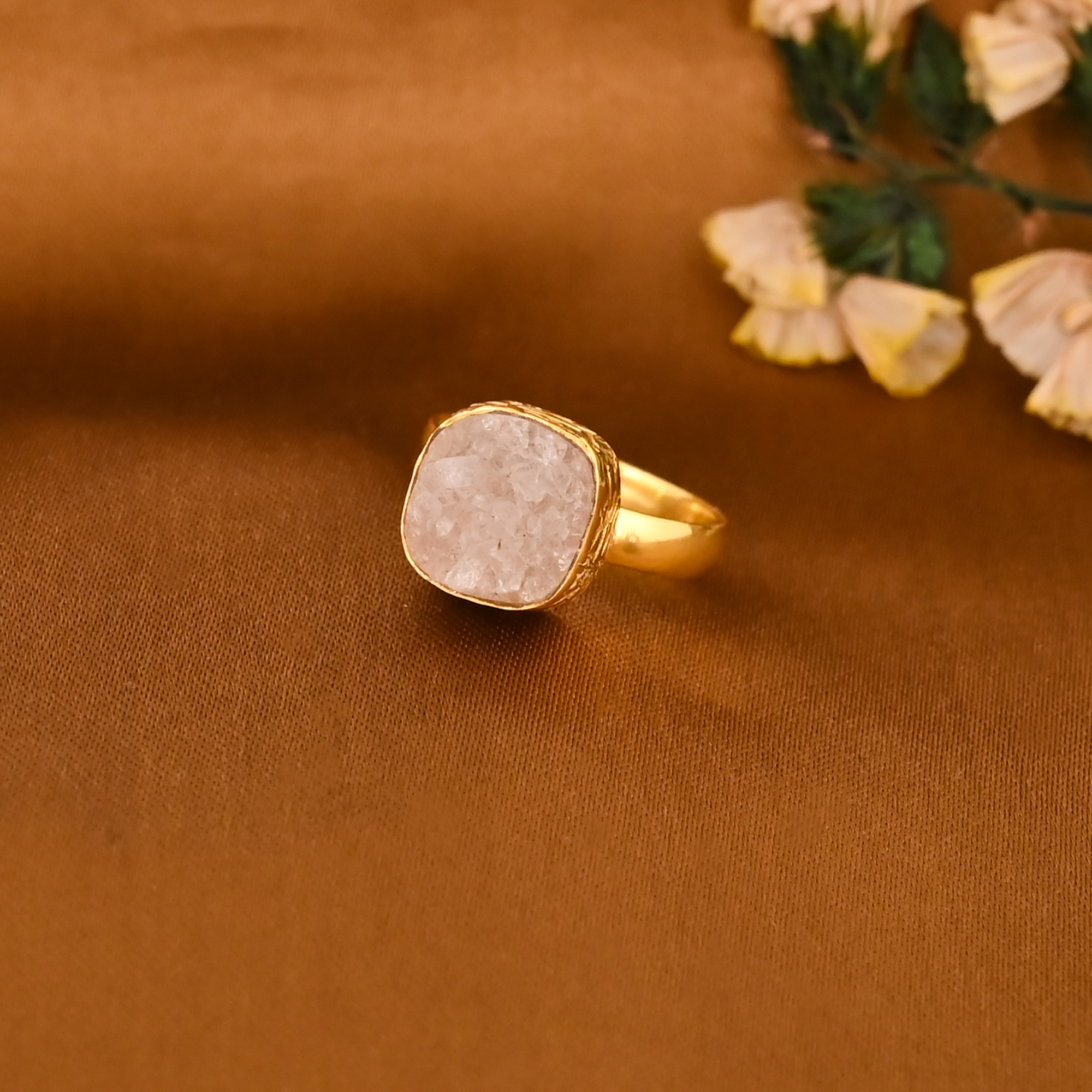 Natural White Druzy Gemstone Gold Plated Brass Ring for Women
