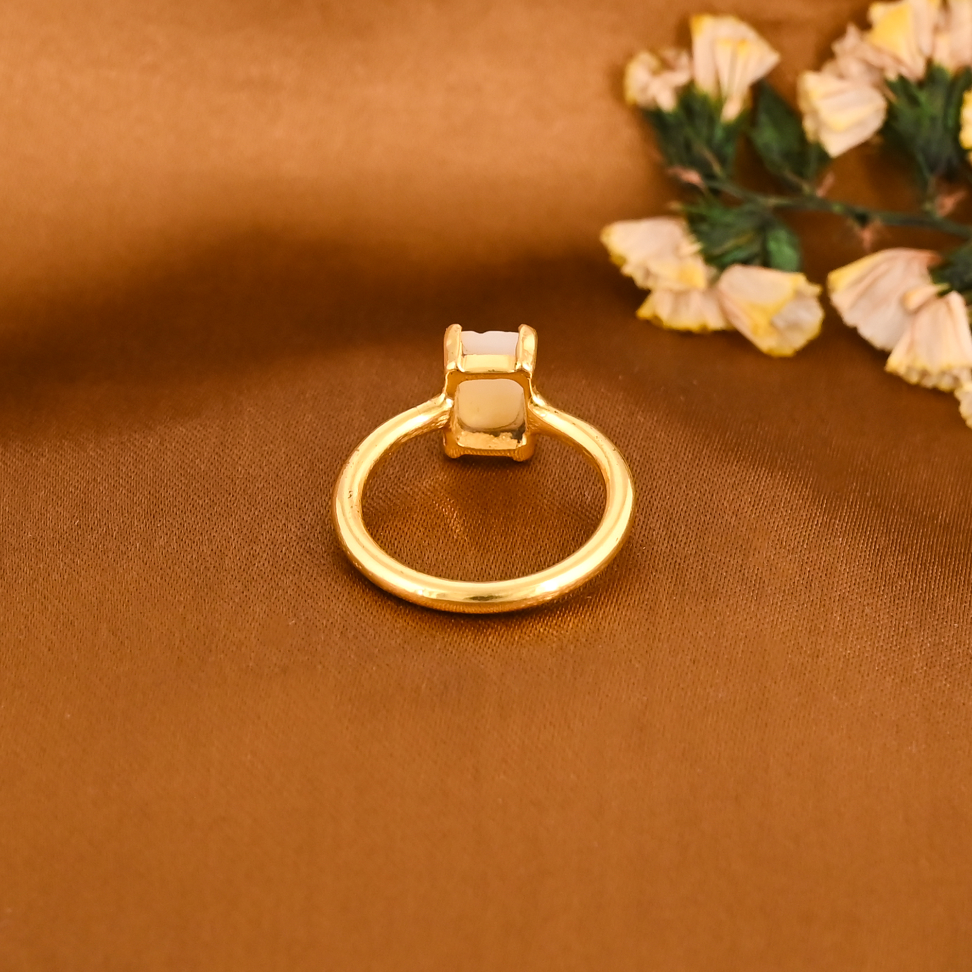 Natural Mother of Pearl Gold Plated Brass Ring Handmade Fashion Jewelry for Women