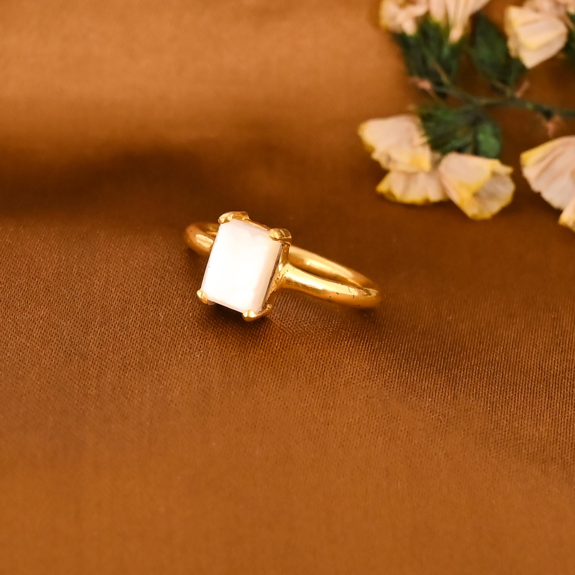 Natural Mother of Pearl Gold Plated Brass Ring Handmade Fashion Jewelry for Women