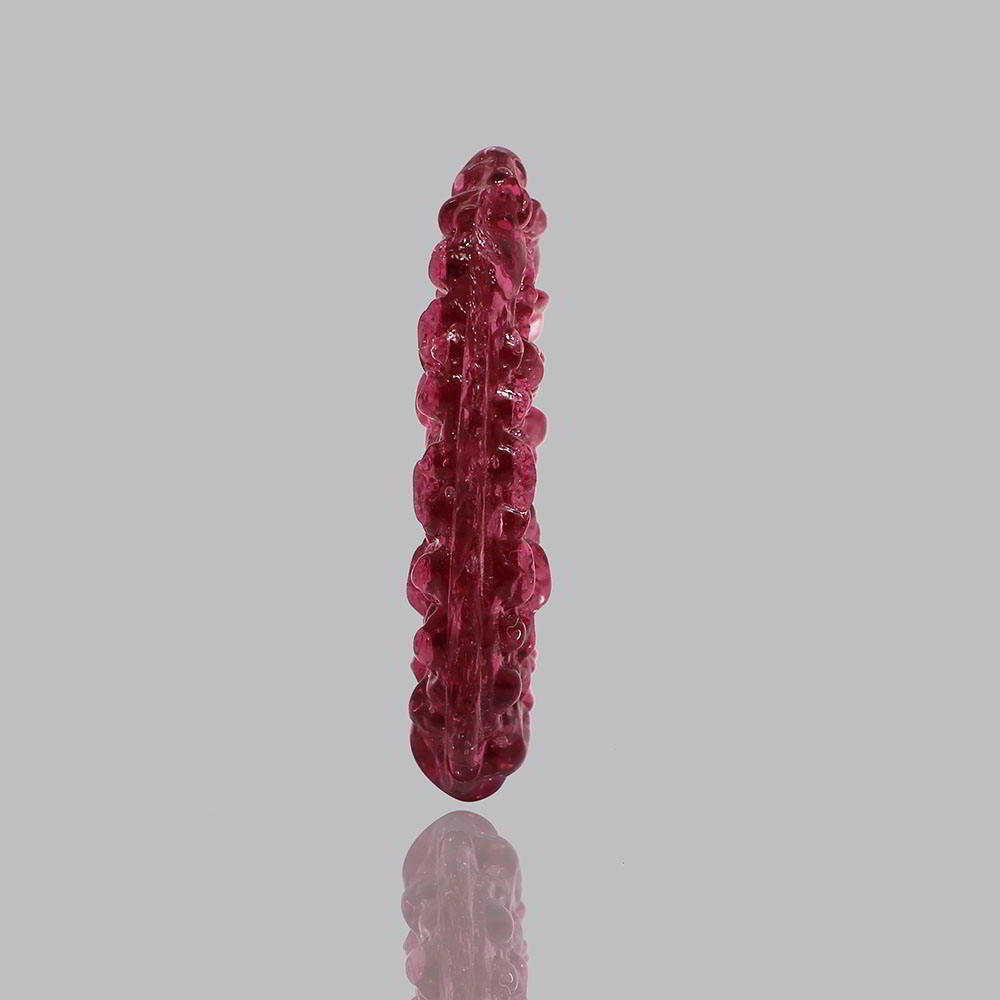 Pink Moldavite Fancy Free Size 560 Gram