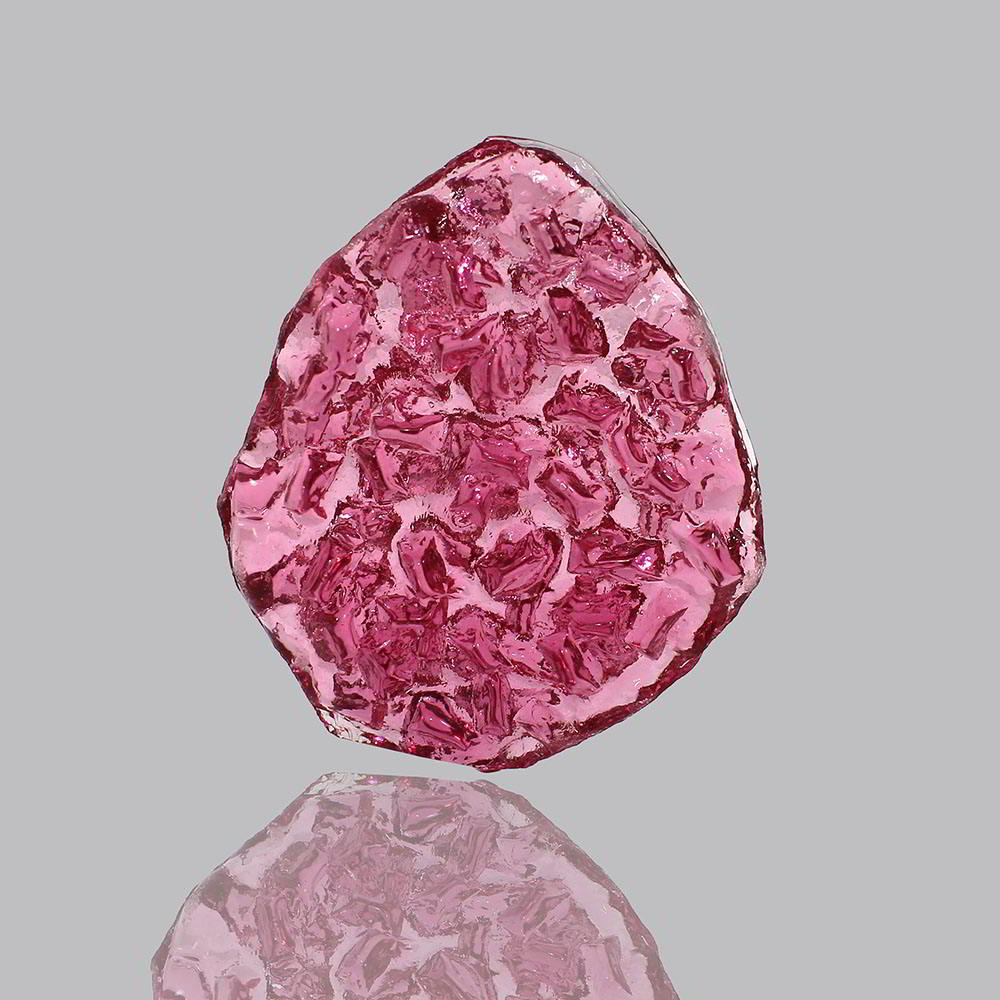 Pink Moldavite Fancy Free Size 517 Gram