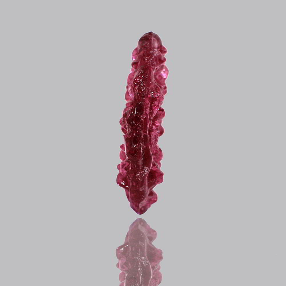 Pink Moldavite Fancy Free Size 542 Gram