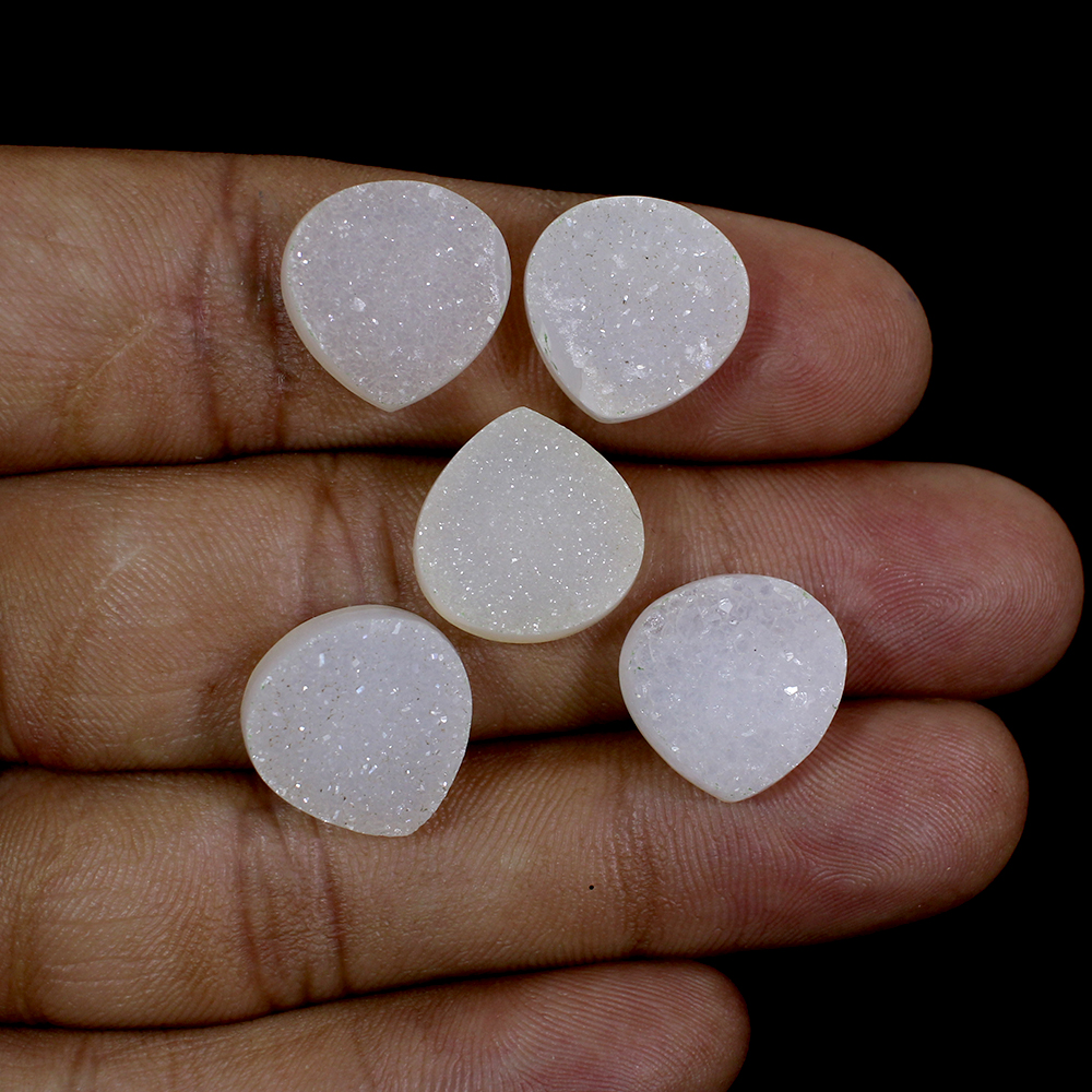 5 Pcs White Druzy 14x14mm Heart 40 Cts
