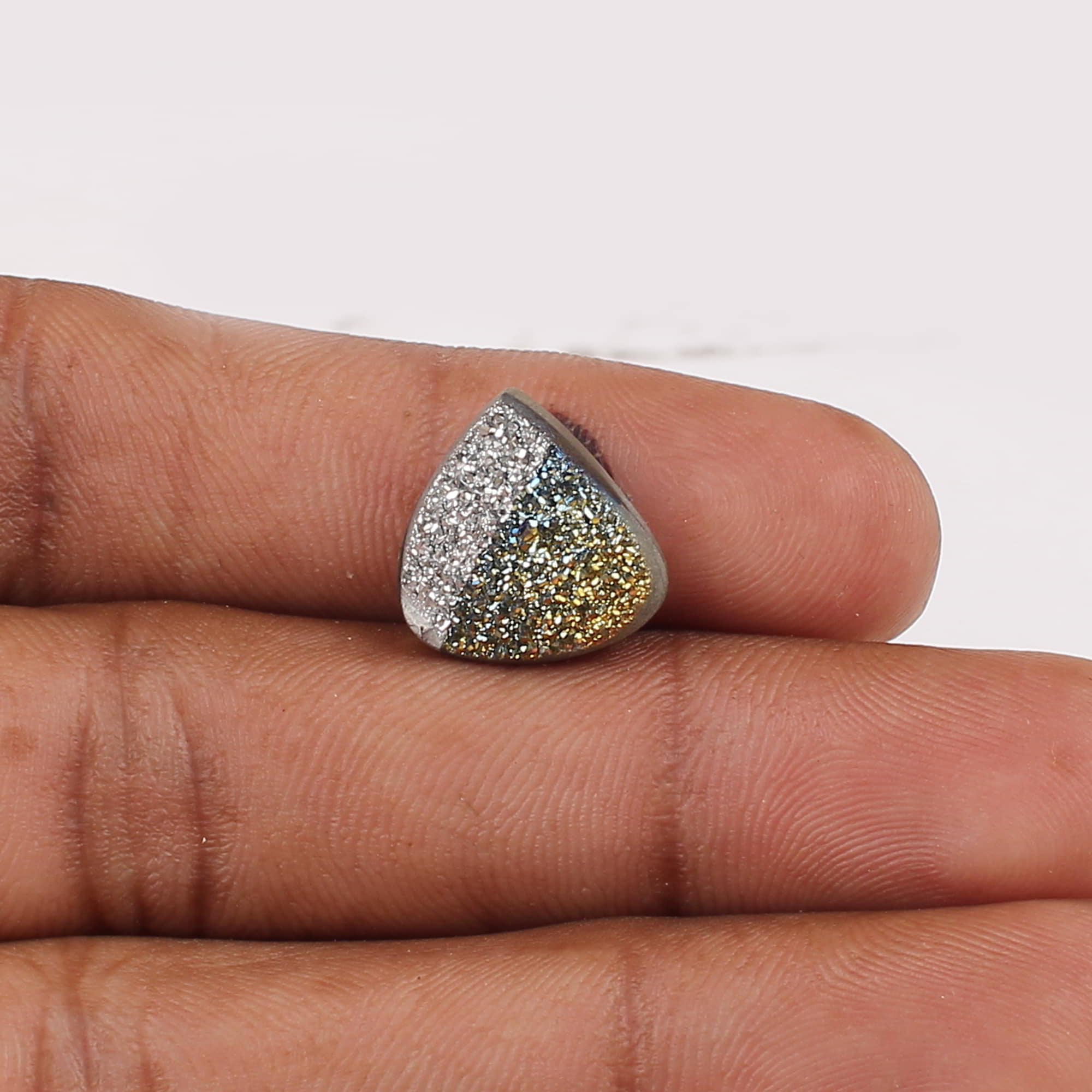 Bio Color Coated Druzy 15x15mm Trillion 970 Cts