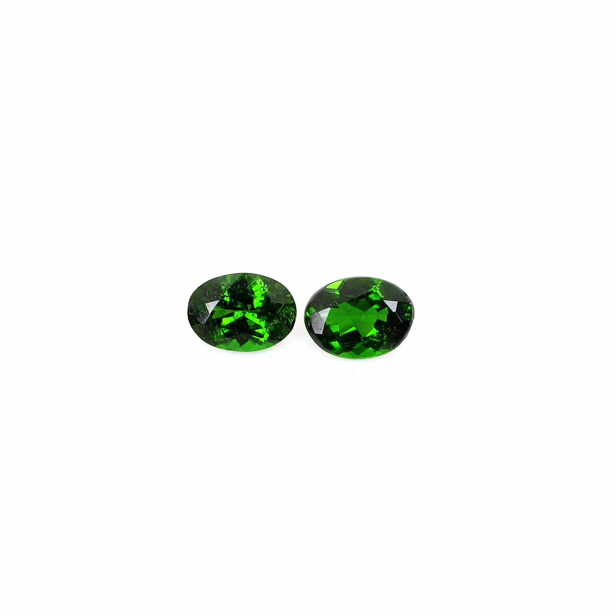 Natural Chrome Diopside 6x8mm Oval Cut 150cts Loose Gemstone