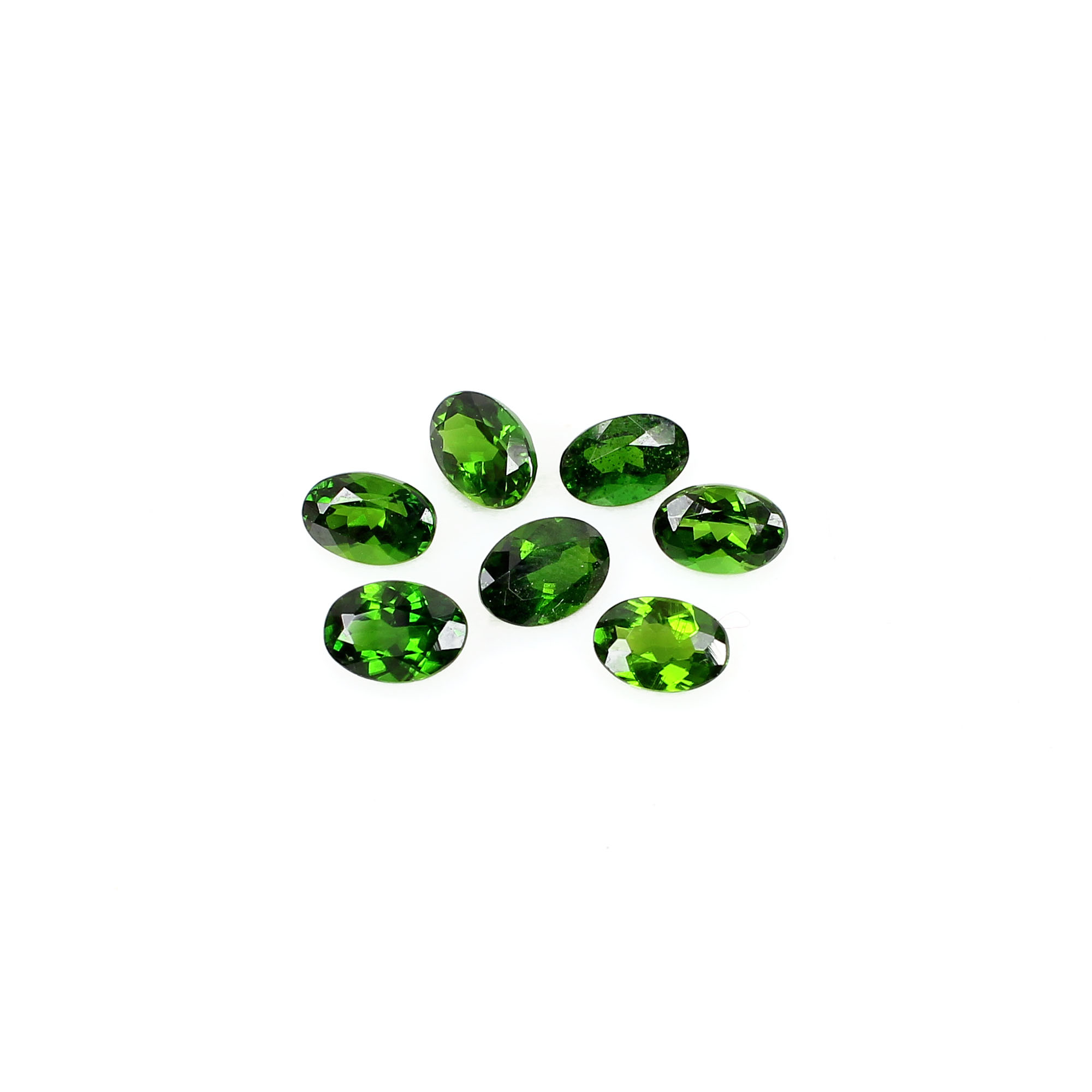 Natural Chrome Diopside 6x4mm Oval Cut 070cts Loose Gemstone