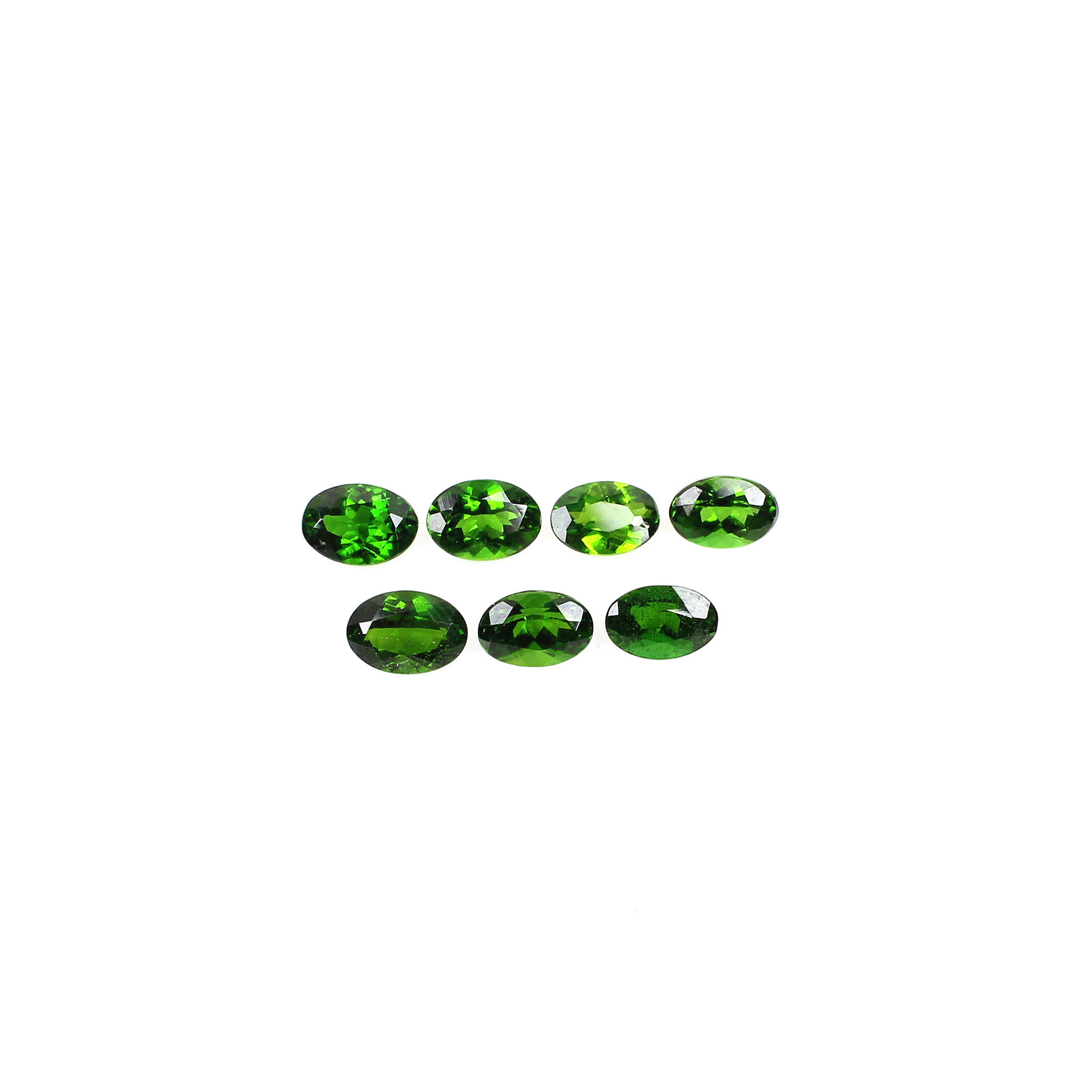 Natural Chrome Diopside 6x4mm Oval Cut 070cts Loose Gemstone